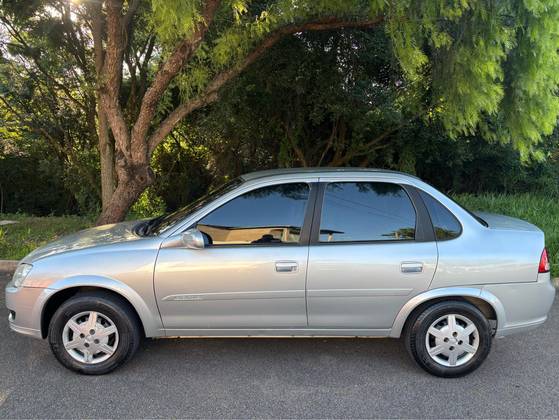 CHEVROLET CLASSIC 1.0 MPFI LS 8V FLEX 4P MANUAL
